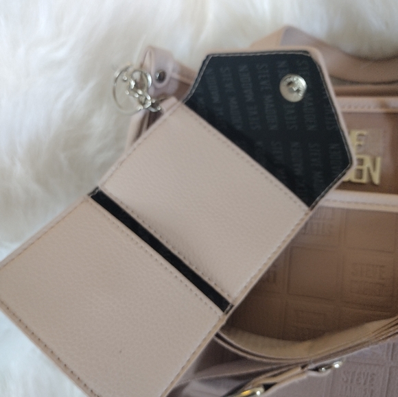 NEW Steve Madden Bsidra crossbody tote - Picture 5 of 14